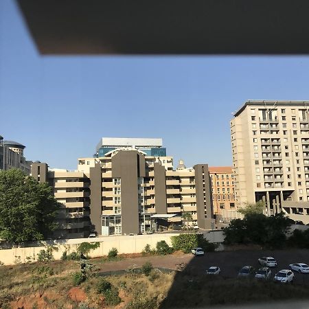 Sandton Skye Johannesburg Esterno foto