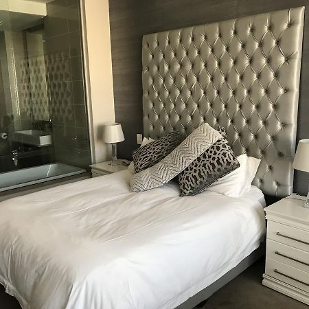 Sandton Skye Johannesburg Esterno foto